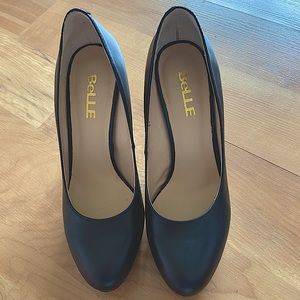 Black high heels size 6